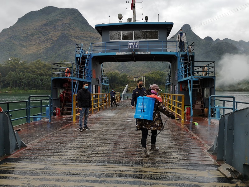 车渡船消毒.jpg