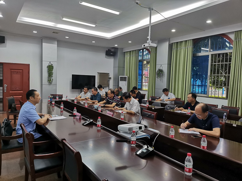 黎经文在指挥部开展廉政谈话.png 黎经文在指挥部开展廉政谈话.png