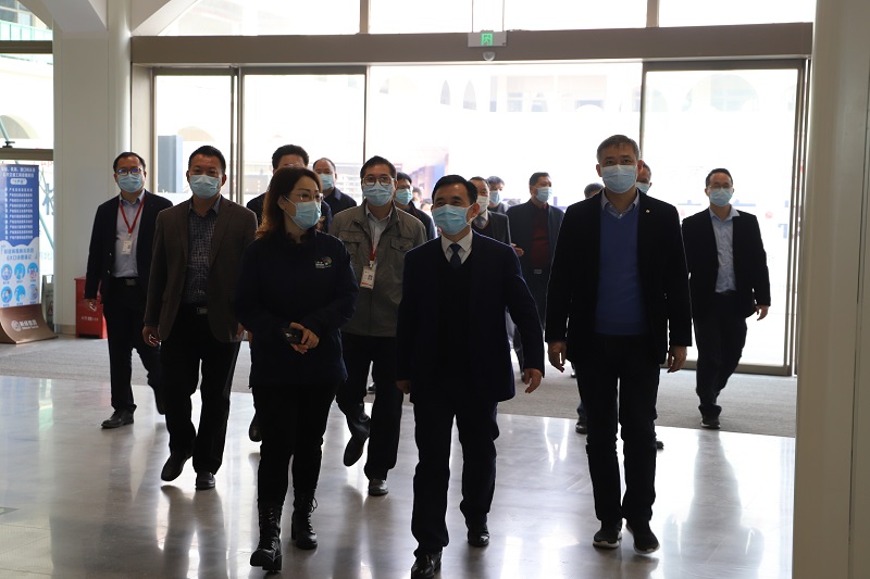 在北海国际客运港安检大厅检查.jpg 在北海国际客运港安检大厅检查.jpg