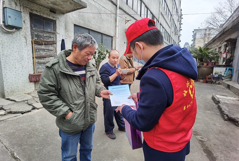 在社区开展预防一氧化碳中毒宣传活动.jpg 在社区开展预防一氧化碳中毒宣传活动.jpg