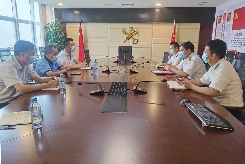 图为:走访防城海关.jpg 图为:走访防城海关.jpg