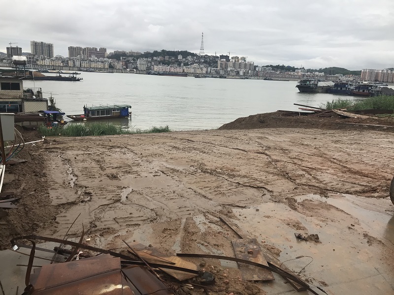 船舶下水条件降坡改造.jpg 船舶下水条件降坡改造.jpg