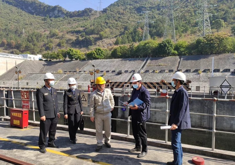 1.webp.jpg 1.webp.jpg