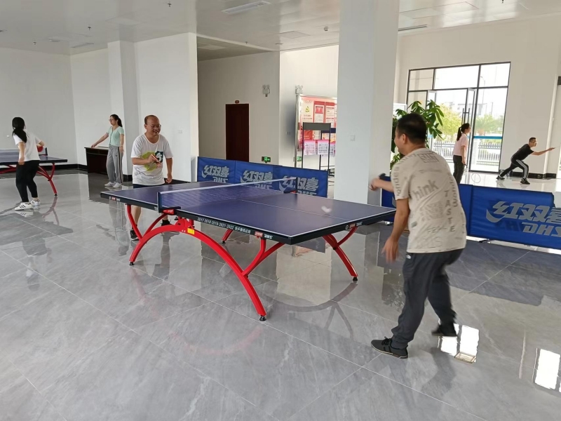 乒乓球对打.jpg