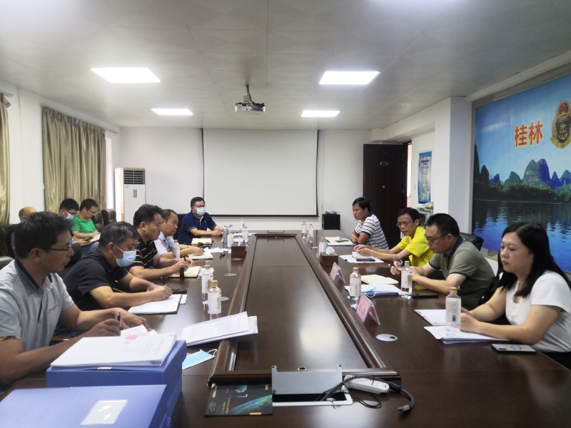 座谈会现场.jpg 座谈会现场.jpg