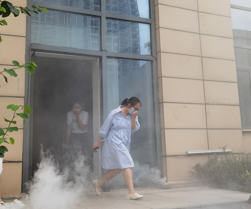突发火灾事故紧急疏散应急演练.jpg