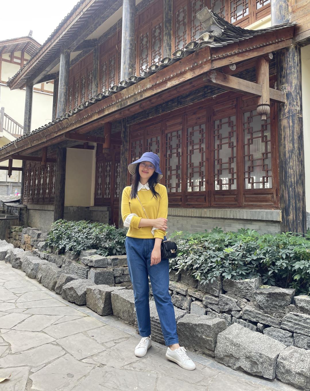 杨煜涵.jpg 杨煜涵.jpg