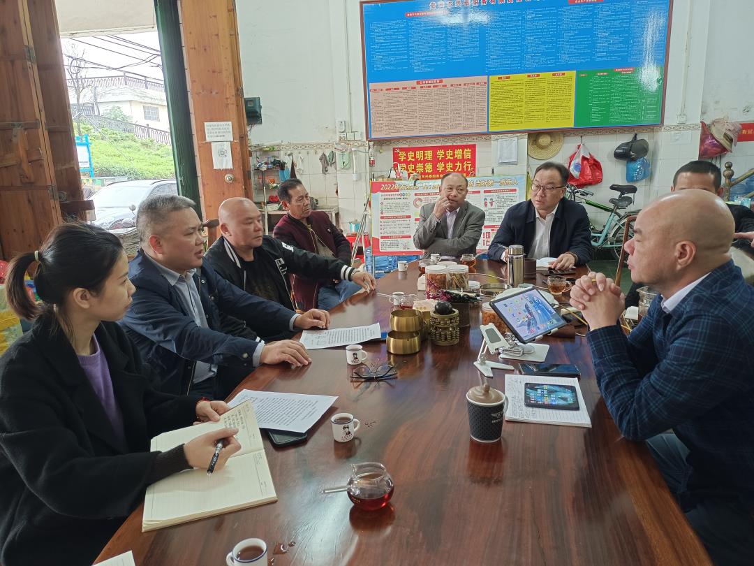 座谈会现场.jpg 座谈会现场.jpg