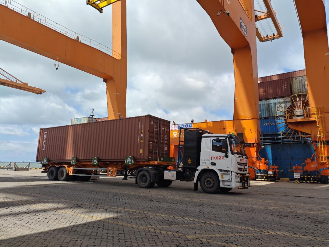 1756698513286071685.jpg 9aeb1ae70fc2079056e1210873188a1b.jpg