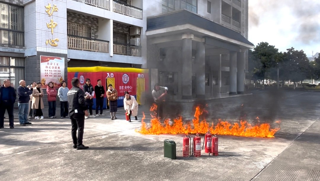 灭火实操 (2).jpg