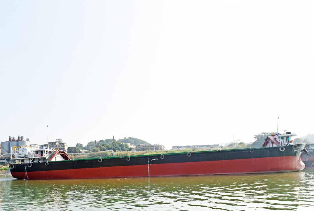 1770005644294094975.jpg (放第六段)梧州船舶检验中心负责“中航558”LNG船舶建造检验.jpg